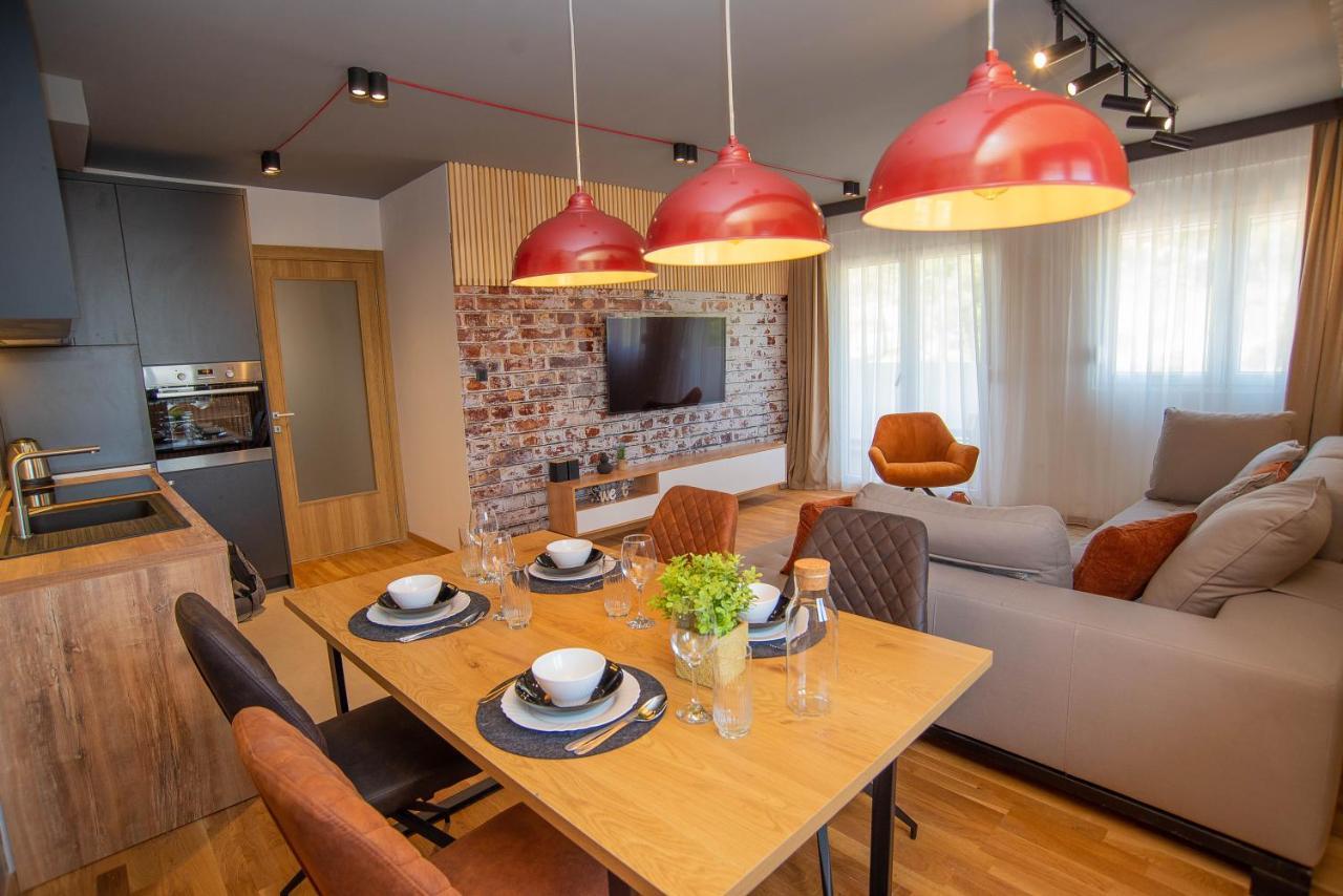 Stylish Two Bedroom Apartment At Ljubovic-Hill Park Подгориця Екстер'єр фото